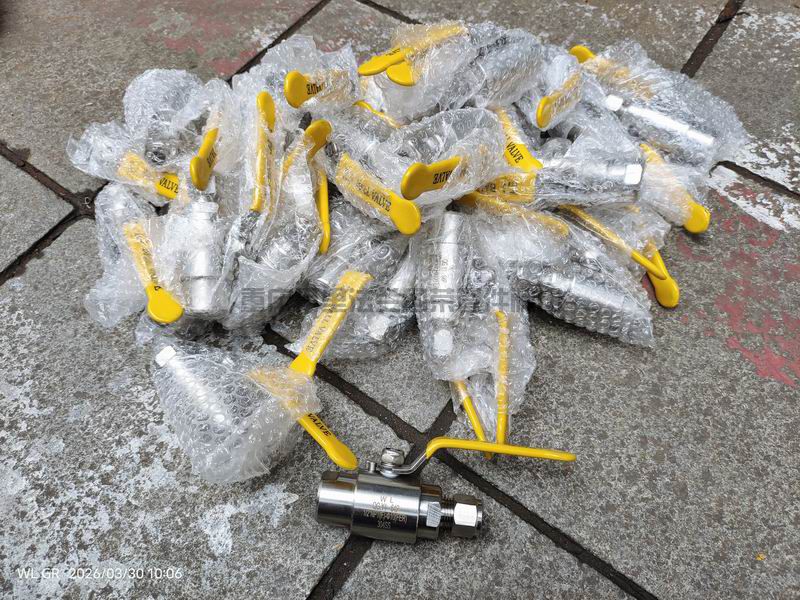 不锈钢内螺纹卡套气源球阀 (图8)