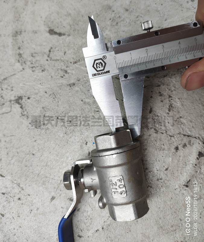 不锈钢304二片式内螺纹球阀Q11F-16P (图3)